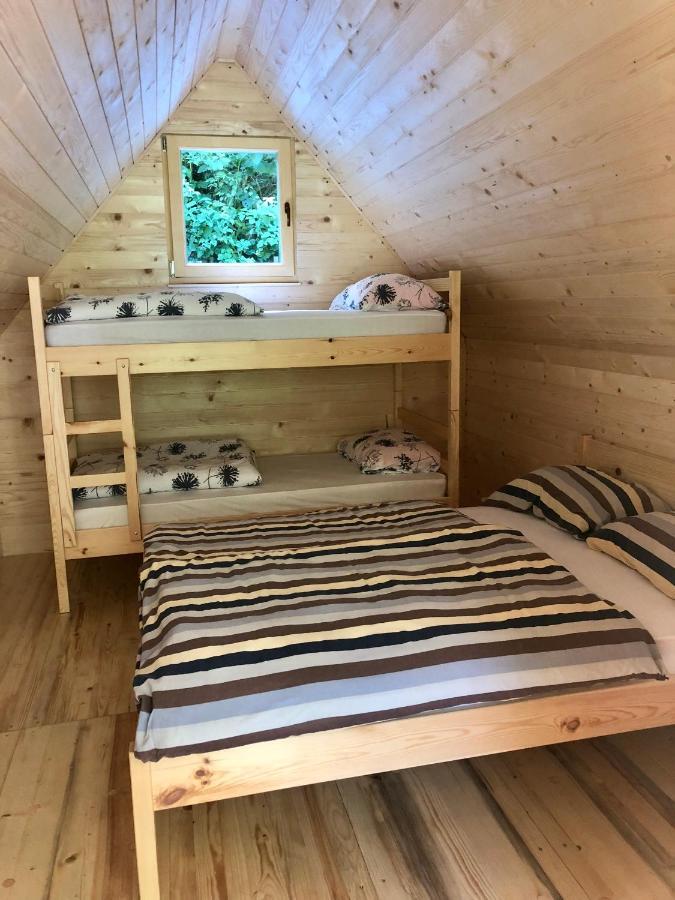 Wooden Cabin Kamna Gorica Extérieur photo